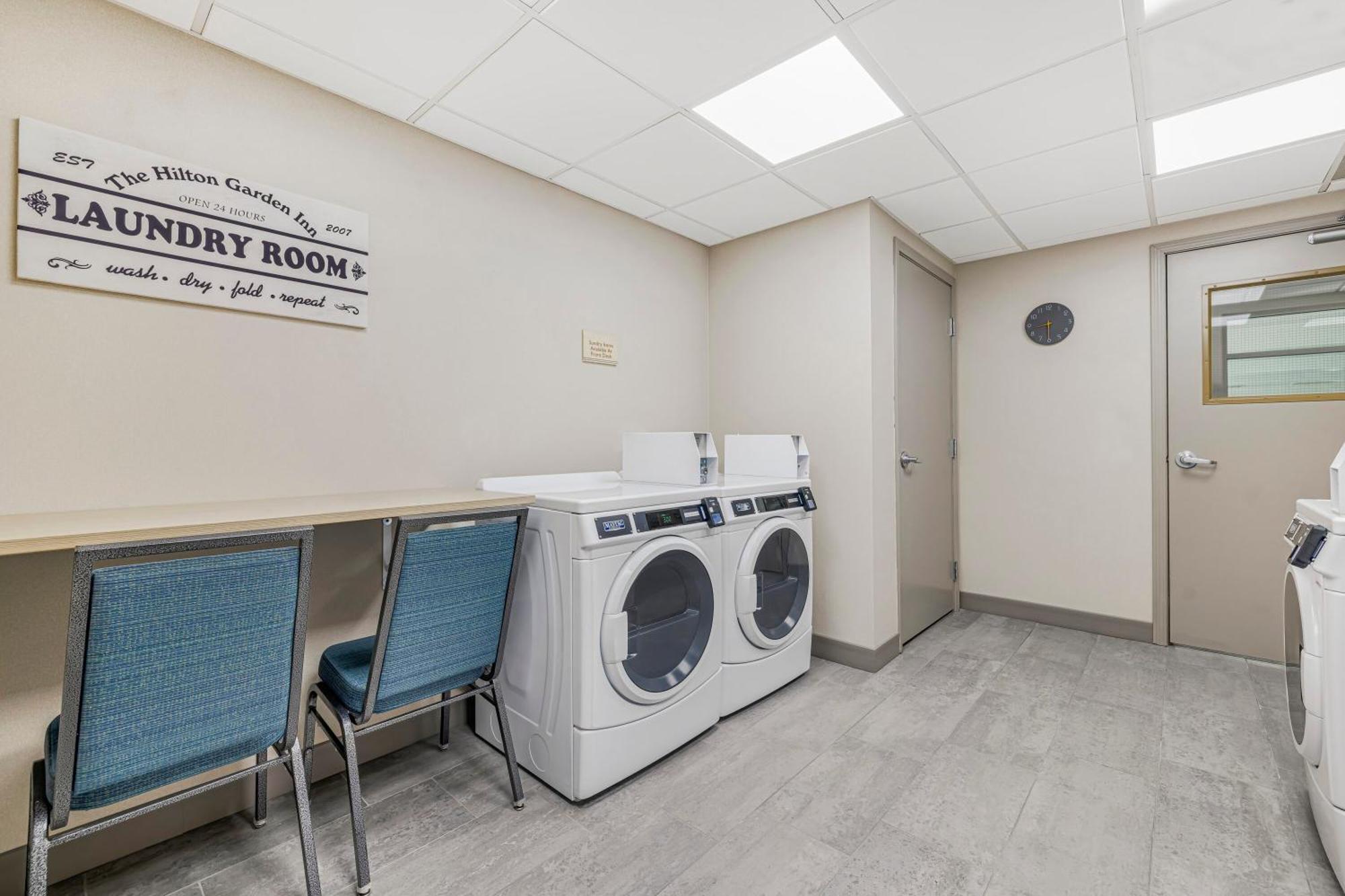 Hilton Garden Inn Colorado Springs Airport Ngoại thất bức ảnh