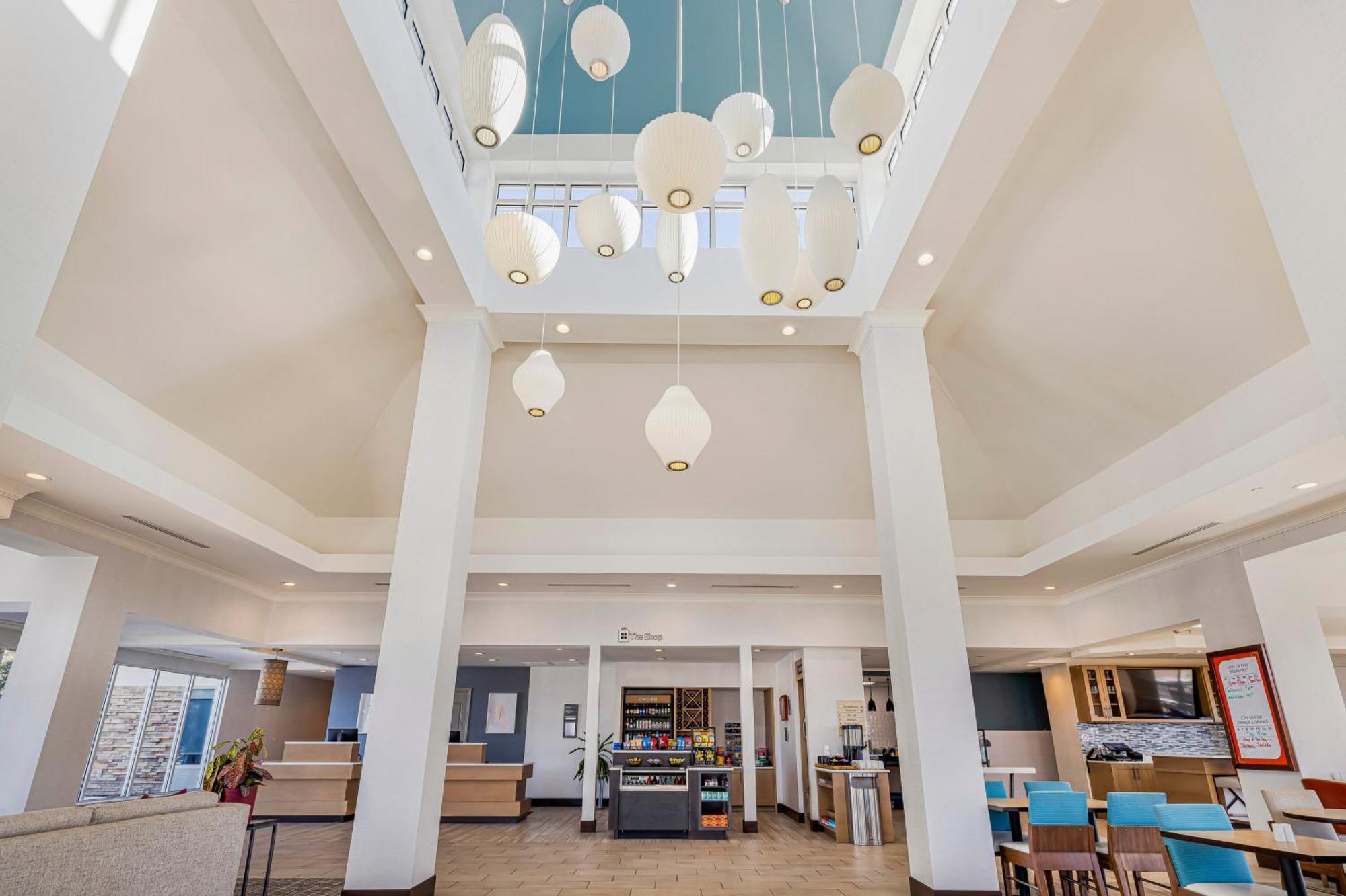 Hilton Garden Inn Colorado Springs Airport Ngoại thất bức ảnh